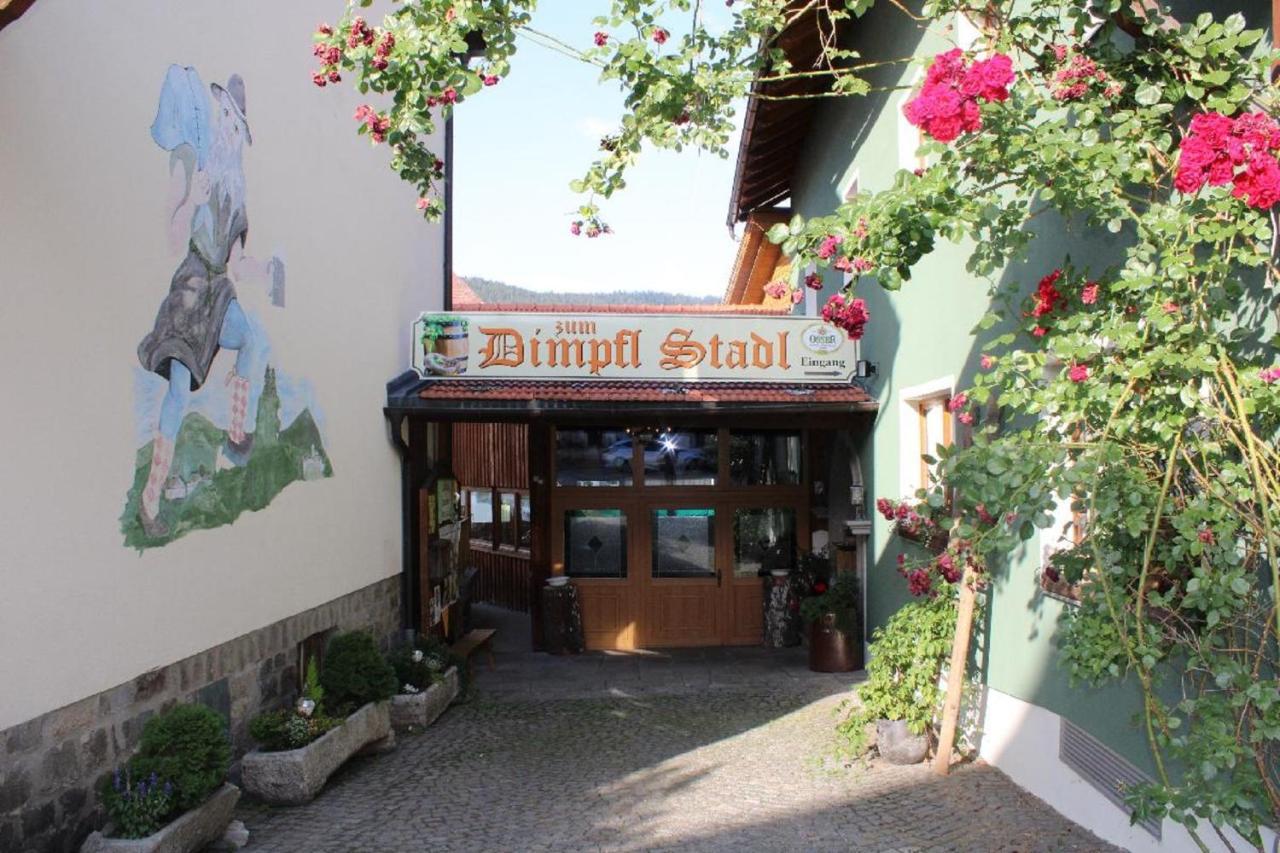 Bayerische Gastwirtschaft Dimpfl-Stadl Lam Exterior photo